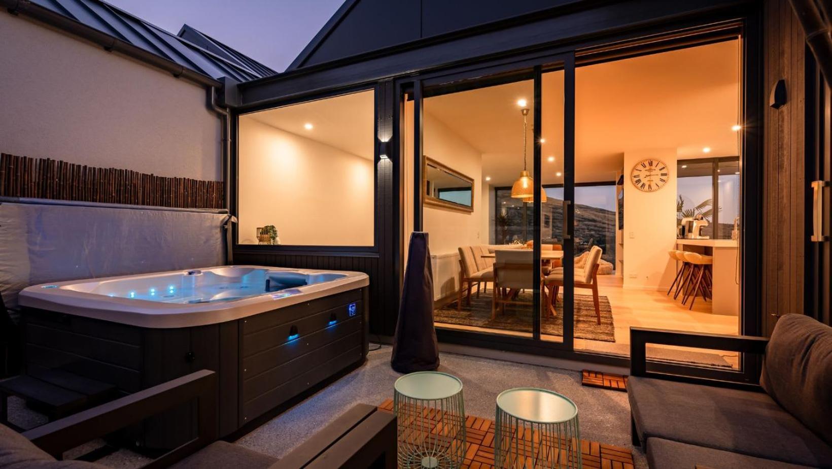 Willa The Tiers- Hot Tub- Ac- Bbq- Free Parking Queenstown Zewnętrze zdjęcie